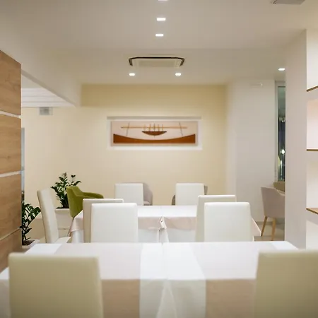 酒店 国际海滩酒店